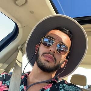 Meet your Posher, Mohamed